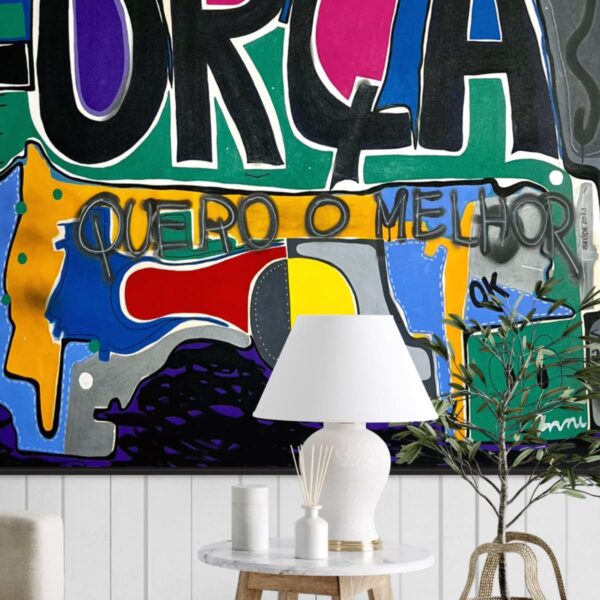AQUI TEM PAZ é uma obra feita pelo artista plástico Alois Hunka sob sua assinatura Oslawansky. O Artista assina as peças com a palavra “OK”.